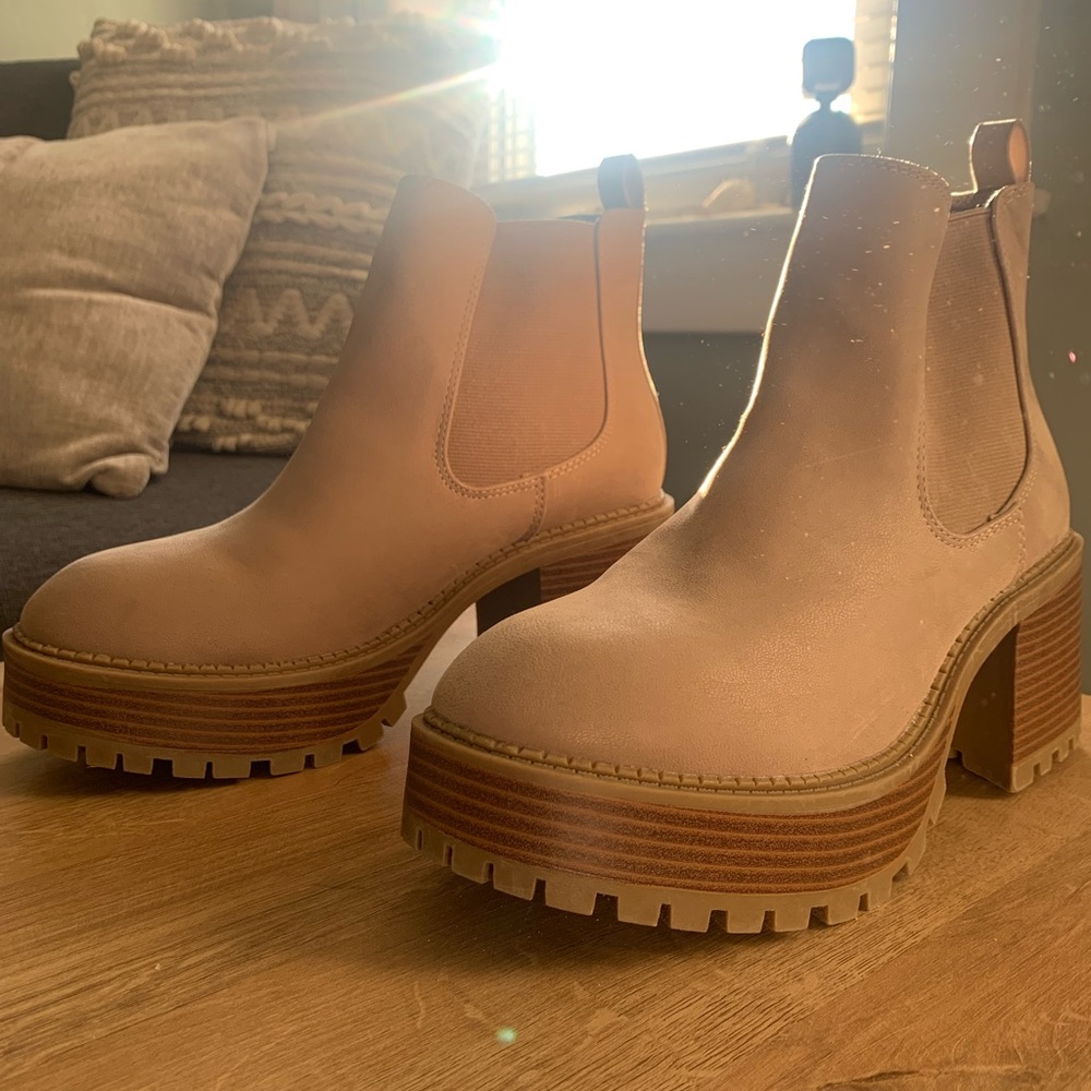 MIA booties